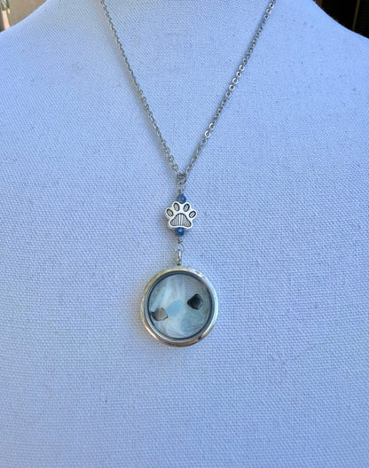 Furever Close – Custom Pet Memorial Locket