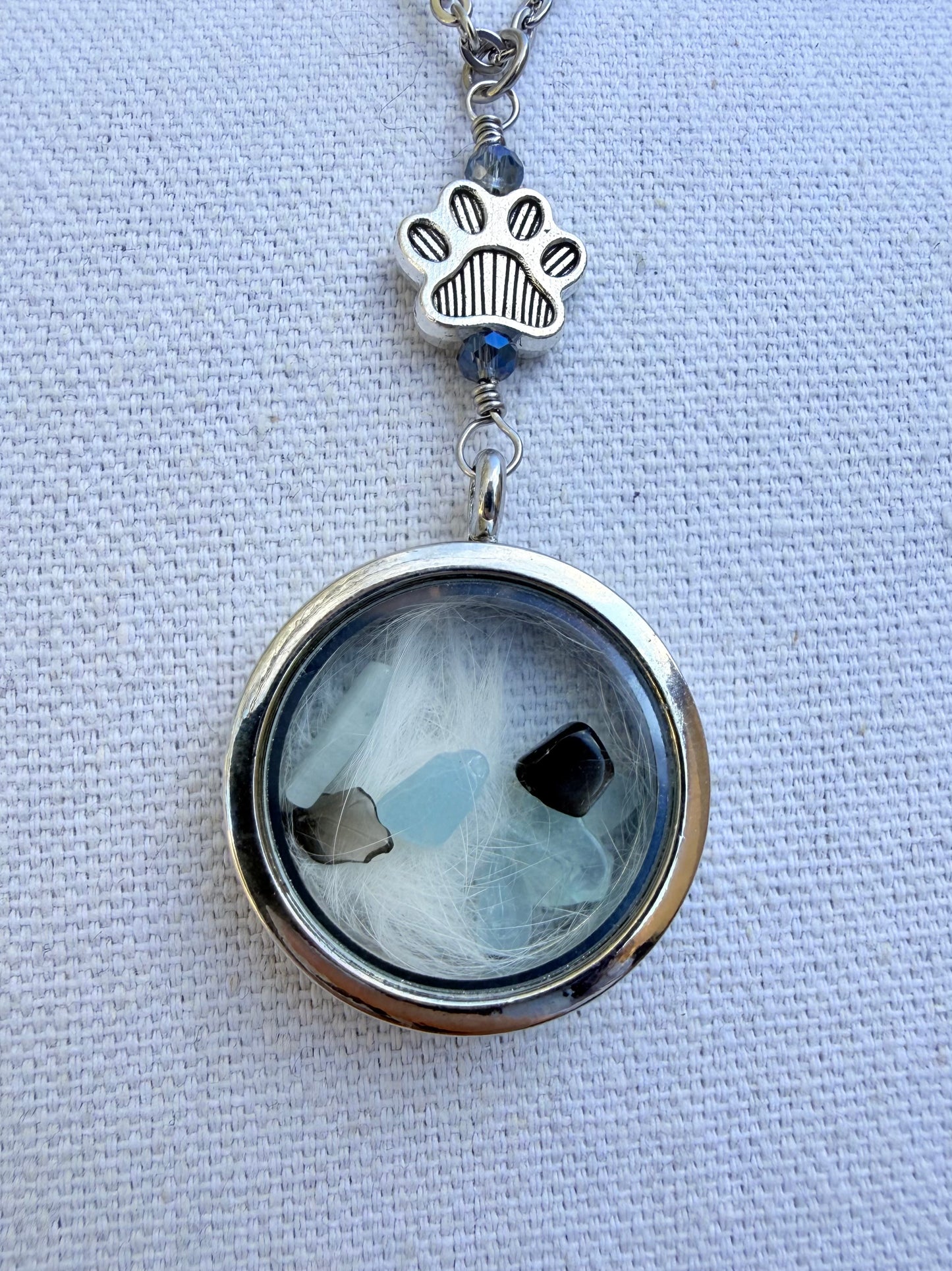 Furever Close – Custom Pet Memorial Locket