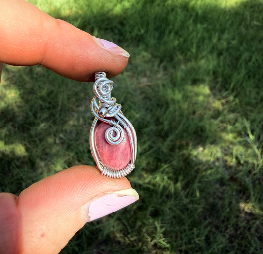 Wild Blush Mini Pendant