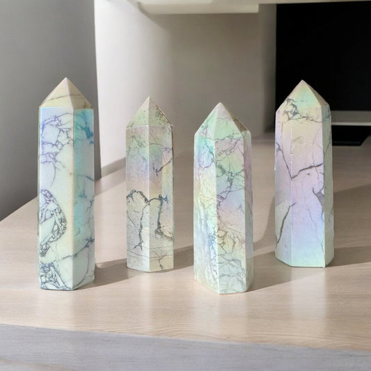 Aura Howlite Towers