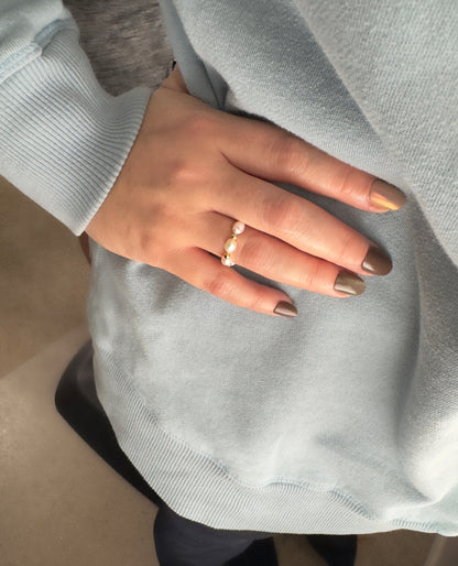 Timeless Pearl – 14K Gold-Filled & Freshwater Pearl Stretch Ring