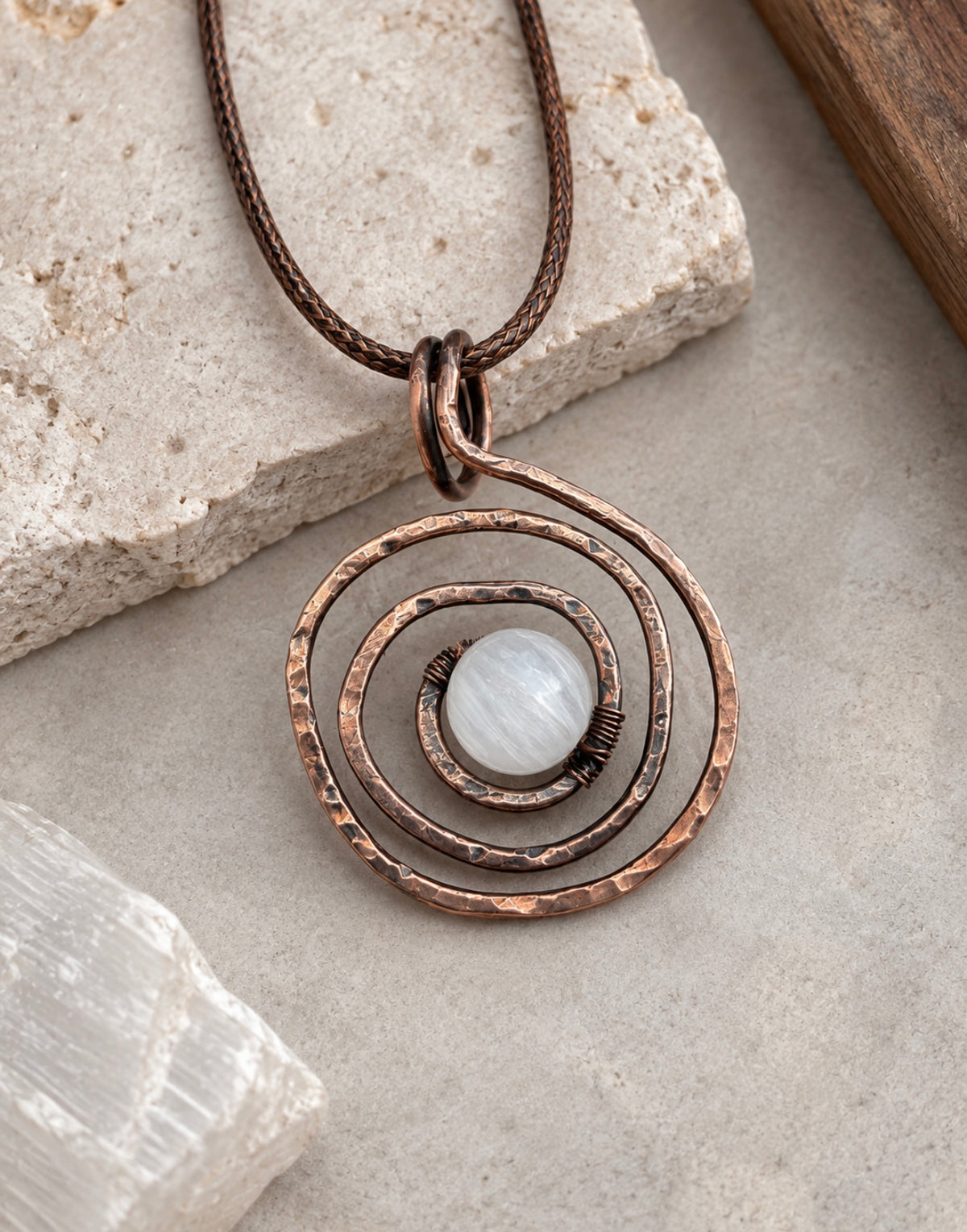 Energetic Current Necklace