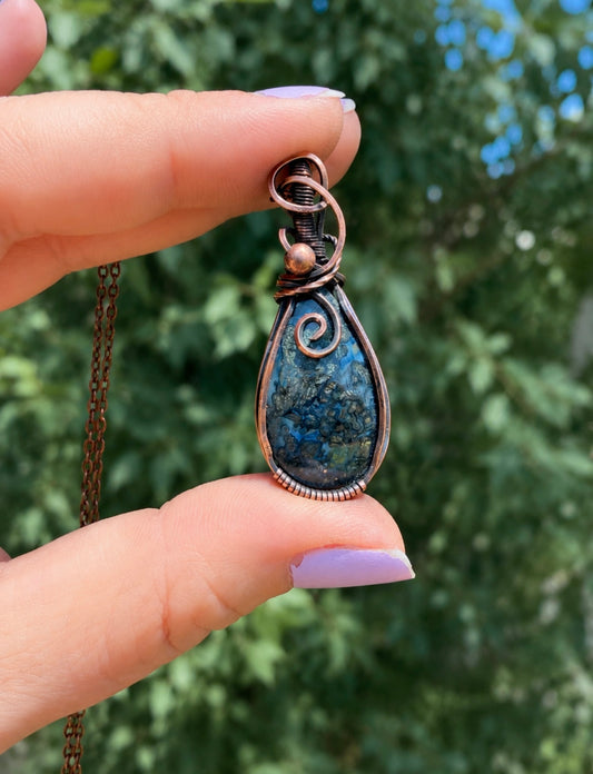 Nocturnal Pendant