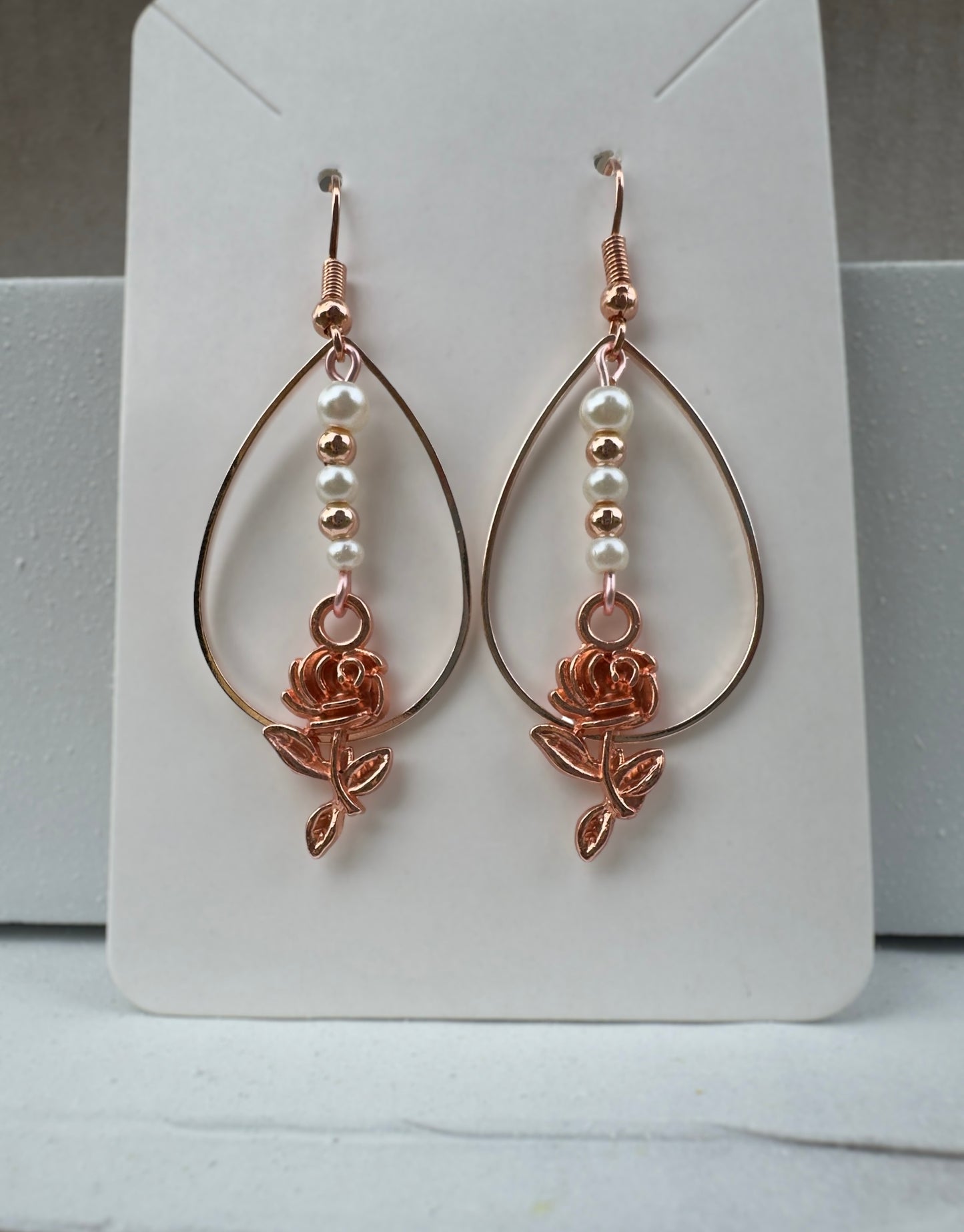 Rose Gold & Pearl Earrings